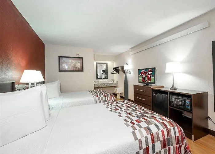 Travelodge By Wyndham Peoria
