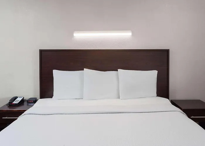 Motel Travelodge By Wyndham Peoria