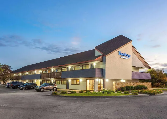 Travelodge By Wyndham Peoria