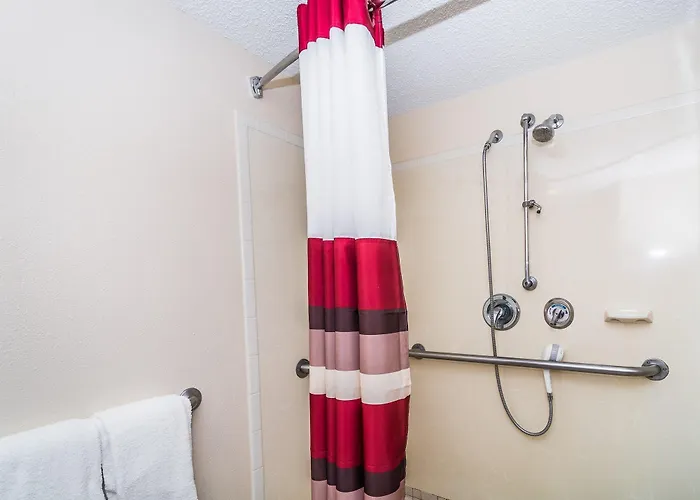 Travelodge By Wyndham Motel 2*