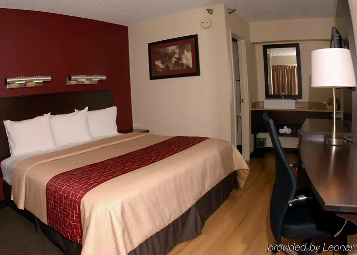 Travelodge By Wyndham Motel